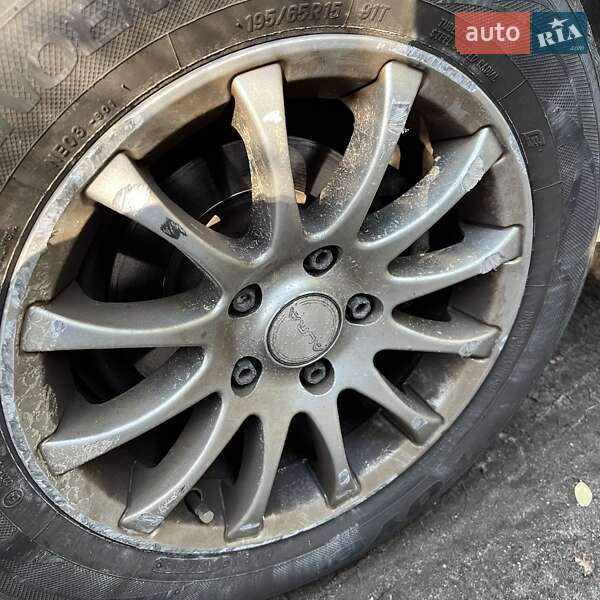 Хэтчбек SEAT Leon 2011 в Киеве фото 39 Хэтчбек SEAT Leon 2011 в Киеве