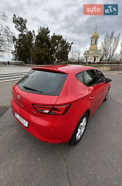 Хэтчбек SEAT Leon 2014 в Николаеве