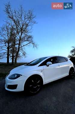 SEAT Leon 2011 SEAT Leon 2011