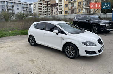Хетчбек SEAT Leon 2010 в 