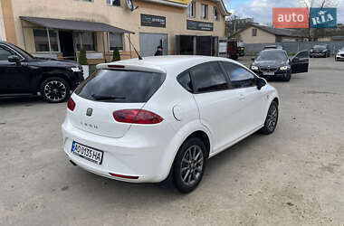 Хетчбек SEAT Leon 2010 в 