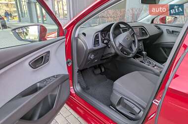 Хэтчбек SEAT Leon 2017 в 