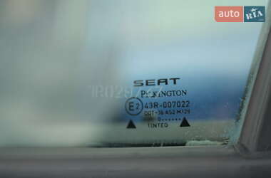 Хетчбек SEAT Leon 2000 в 