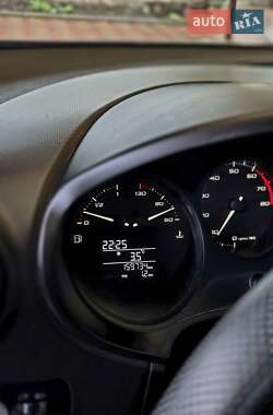 Хэтчбек SEAT Leon 2011 в 