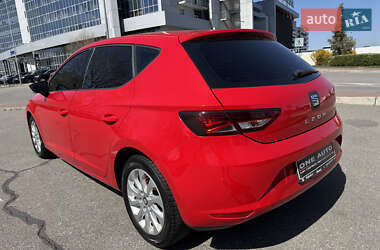 Хетчбек SEAT Leon 2015 в 