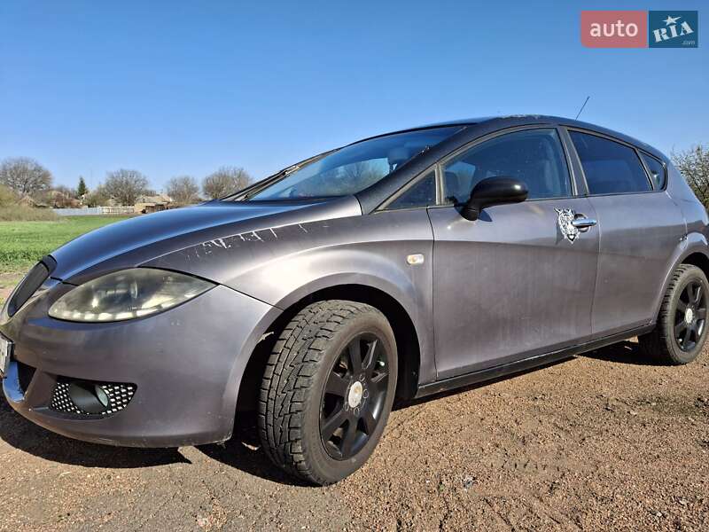 Хэтчбек SEAT Leon 2006 в Кропивницком