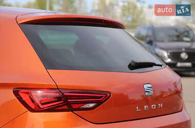 Хэтчбек SEAT Leon 2018 в 