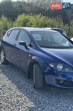 Хэтчбек SEAT Leon 2006 в 