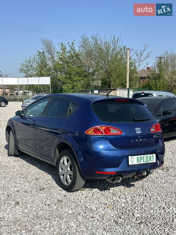 Хетчбек SEAT Leon 2006 в Кривому Розі