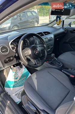 Хэтчбек SEAT Leon 2006 в 