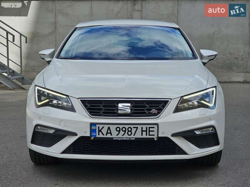 Хэтчбек SEAT Leon 2018 в Киеве