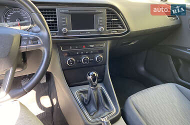 Хэтчбек SEAT Leon 2013 в 