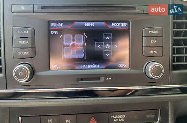 Хэтчбек SEAT Leon 2013 в 