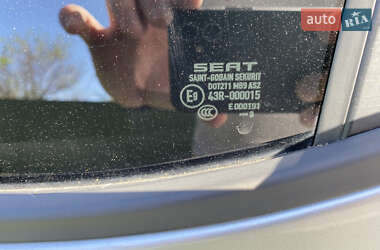 Хэтчбек SEAT Leon 2013 в 