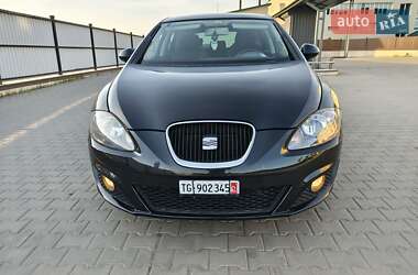 Хэтчбек SEAT Leon 2009 в 