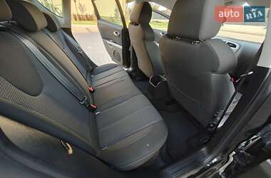 Хэтчбек SEAT Leon 2009 в 