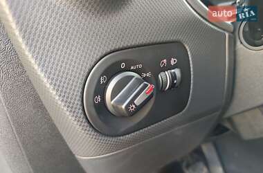 Хэтчбек SEAT Leon 2009 в 