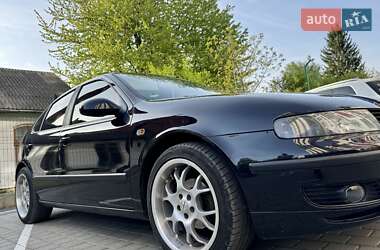 Хетчбек SEAT Leon 2005 в 