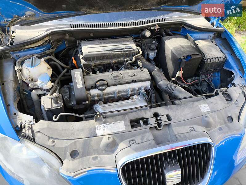 Хетчбек SEAT Leon 2011 в Києві