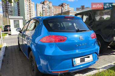 Хетчбек SEAT Leon 2011 в 