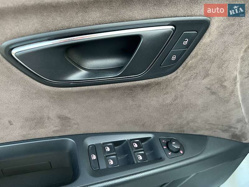 Универсал SEAT Leon 2016 в Первомайске