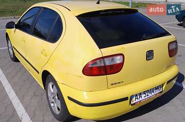 Хэтчбек SEAT Leon 2003 в 