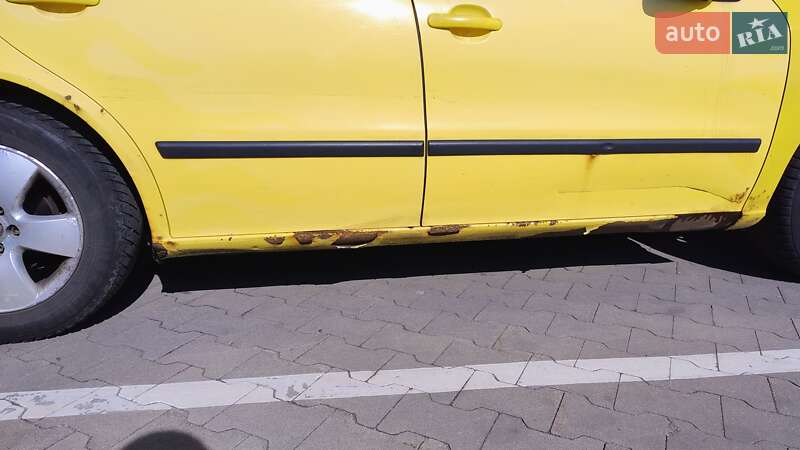 Хетчбек SEAT Leon 2003 в Києві фото 24 Хетчбек SEAT Leon 2003 в Києві