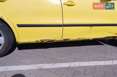 Хэтчбек SEAT Leon 2003 в 