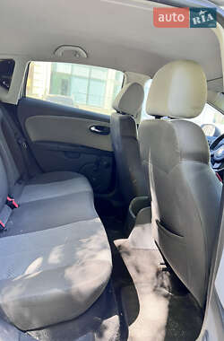 Хэтчбек SEAT Leon 2005 в 