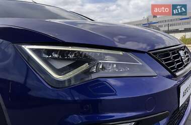 Хэтчбек SEAT Leon 2018 в 