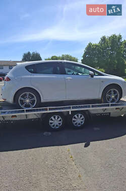 Хетчбек SEAT Leon 2009 в 