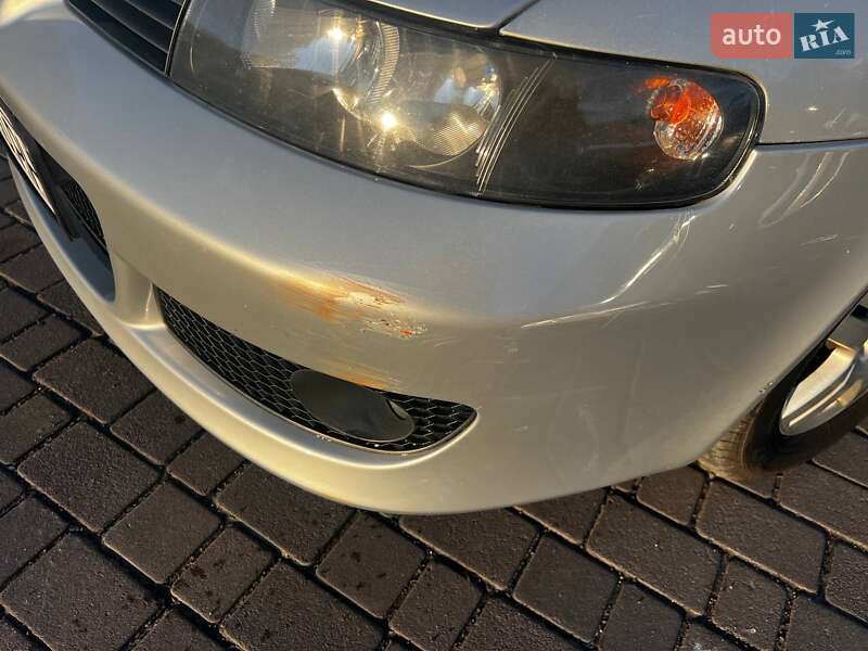 Хэтчбек SEAT Leon 2001 в Львове