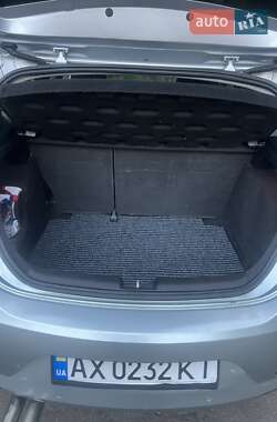 Хэтчбек SEAT Leon 2006 в 