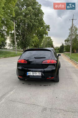 Хэтчбек SEAT Leon 2005 в 