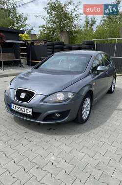 Хэтчбек SEAT Leon 2012 в Калуше