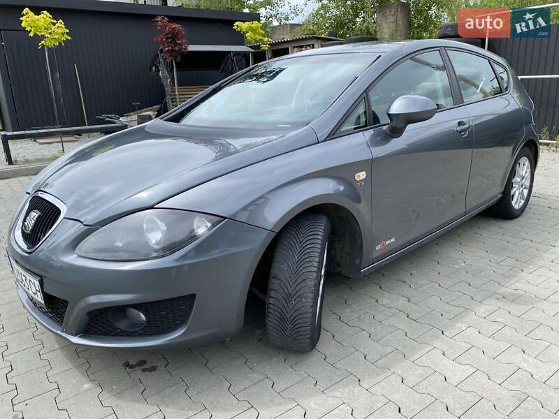 Хэтчбек SEAT Leon 2012 в Калуше фото 3 Хэтчбек SEAT Leon 2012 в Калуше