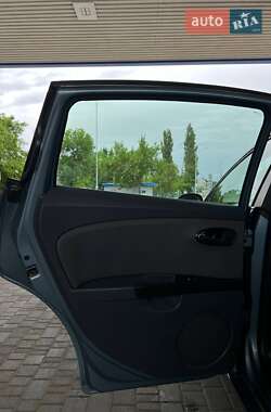 Хэтчбек SEAT Leon 2007 в 