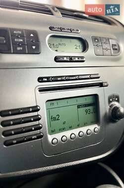 Хэтчбек SEAT Leon 2007 в 