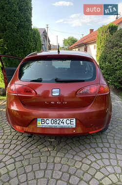 Хэтчбек SEAT Leon 2008 в 