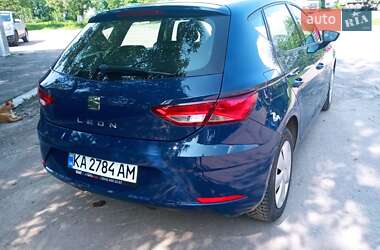 Хэтчбек SEAT Leon 2019 в Остроге