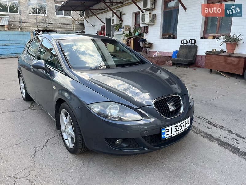 Хэтчбек SEAT Leon 2006 в Харькове