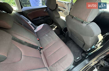 Хэтчбек SEAT Leon 2006 в 