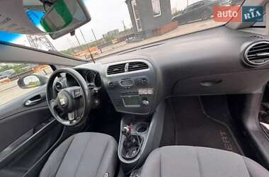 Хэтчбек SEAT Leon 2007 в 