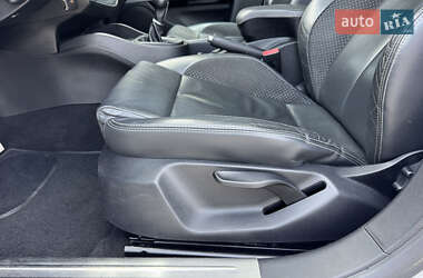 Хэтчбек SEAT Leon 2012 в 