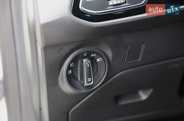 Хэтчбек SEAT Leon 2015 в 