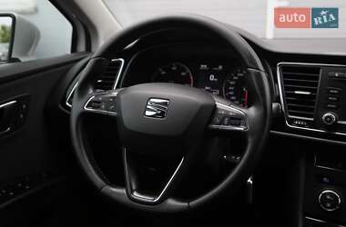 Хэтчбек SEAT Leon 2015 в 