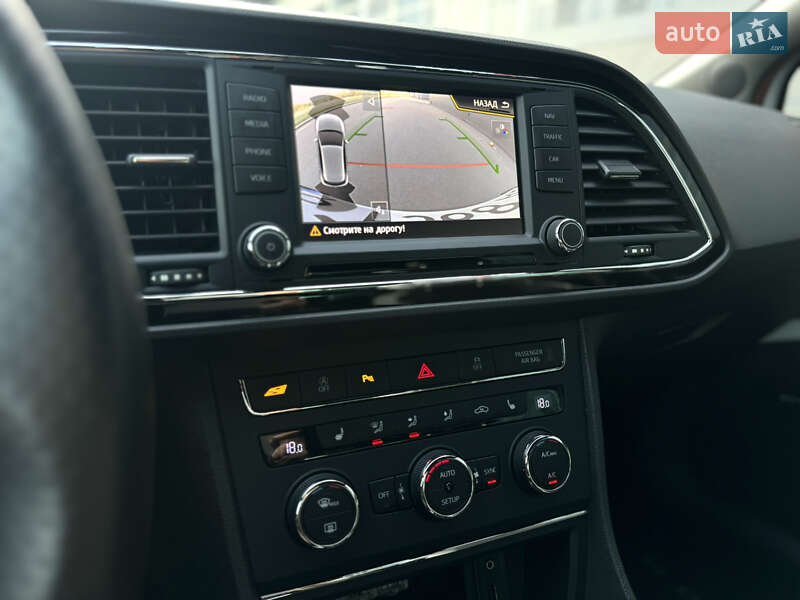 Хэтчбек SEAT Leon 2016 в Киеве