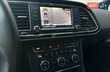 Хэтчбек SEAT Leon 2016 в 