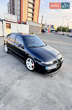 Хетчбек SEAT Leon 2004 в Києві