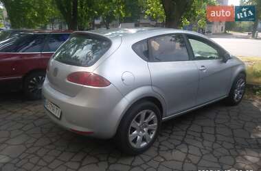 Хэтчбек SEAT Leon 2007 в 